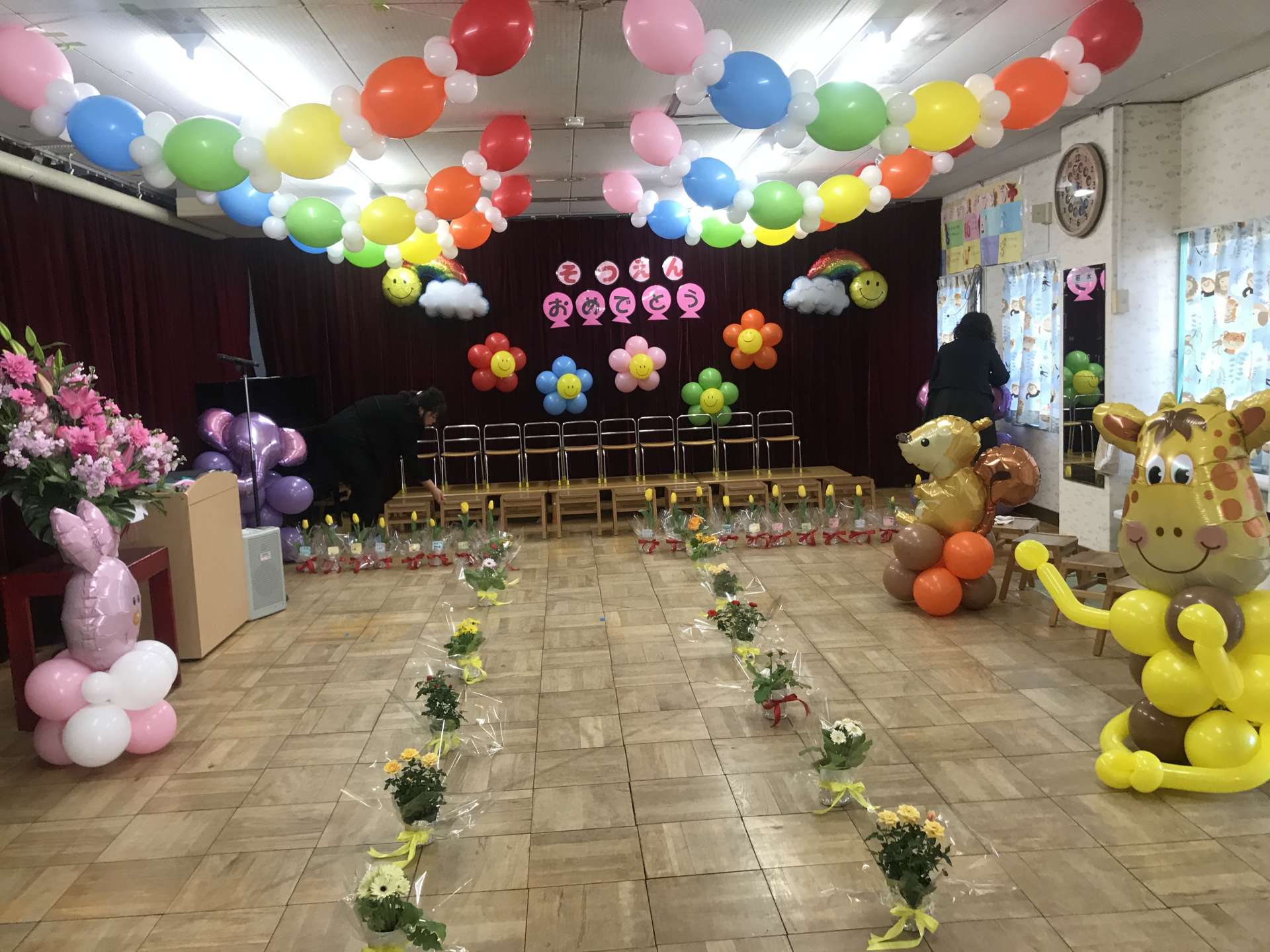 守口市で卒園式バルーン装飾をお探しならスマイルファクトリーまで